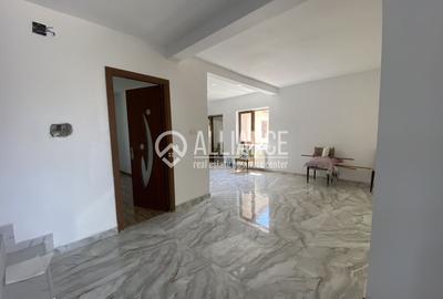 VALU LUI TRAIAN(COD 07) -Casa P+M 5 camere cu teren de 300 mp