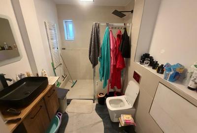 Apartament cu 3 camere semidecomandat, mobilat în Central - 9