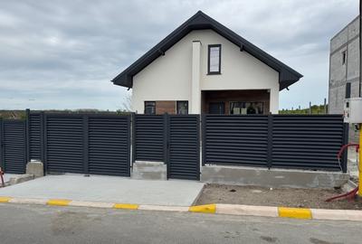 Casă individuală cu 3 camere cu Teren 280 Mp în Valu lui Traian - 1