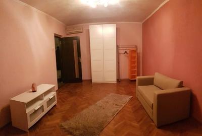 Oltenitei stradal -2 camere -bloc 1982 - 1