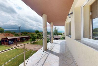 Casă cu 7 camere cu Teren 2418 Mp în Ghimbav Livadă - 25