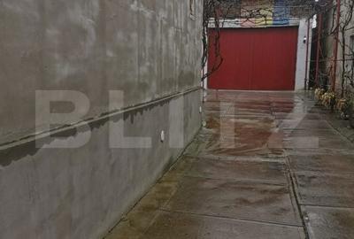 Casă cu 6 camere cu Teren 1500 Mp în Central - 9