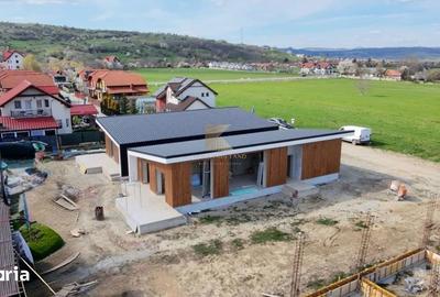 Casă cu 4 camere cu Teren 500 Mp în Central - 20