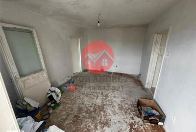 Apartament cu 3 camere decomandat în Neptun - 6