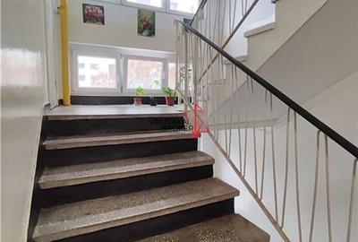 Prima inchiriere decomandat, et.3, Intersectia Doamna Ghica, planul doi - 25