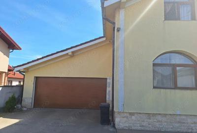 Casă cu 8 camere în Semicentral - 2