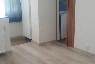 Garsonieră decomandată în Exterior Vest - 3