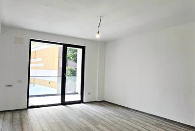 Apartament cu 3 camere decomandat în Decebal - 4