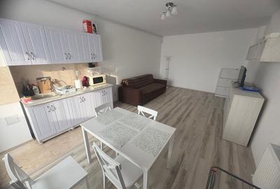 Apartament cu 2 camere decomandat în Vest