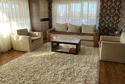 Casă cu 6 camere în Casa de Cultură