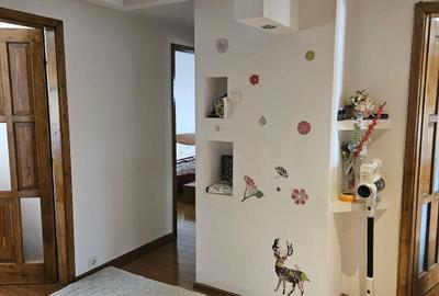 Apartament cu 4 camere decomandat în Central - 9