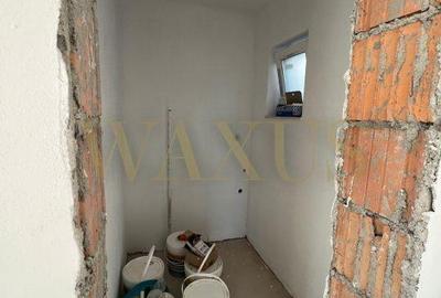 Casă cu 4 camere cu Teren 5.5 Mp în Central - 3