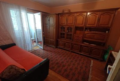 Republicii, zona Marinex, 4camere, etaj 3 - 5