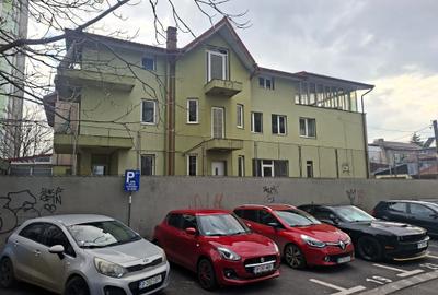 Casă individuală cu 10 camere cu Canalizare în Doamna Ghica - 40