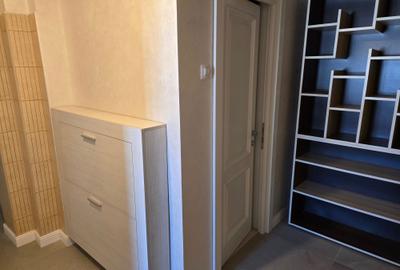 Apartament cu 3 camere decomandat în Central - 3