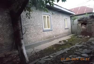 Casă cu Teren 475 Mp în Ceremac - 4