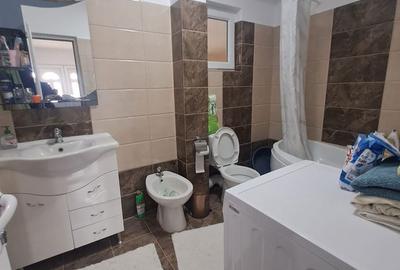 Casă cu 4 camere cu Teren 820 Mp în Voinești - 6