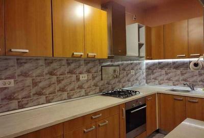 Apartament cu 4 camere decomandat în Aradului - 2
