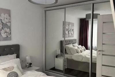 Apartament cu 3 camere semidecomandat în Micro 19 - 4