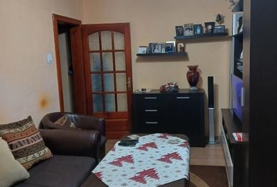 Apartament cu 3 camere semidecomandat, mobilat în Dacia - 10