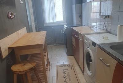 Garsonieră decomandată în Tei - 7