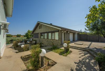 Corbeanca, Laguna Albastra - 2