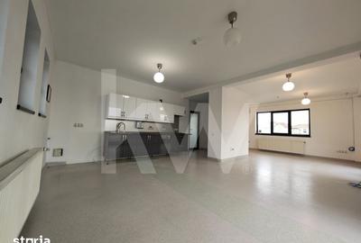 Spațiu comercial, de 914 mp, în Central - 11