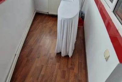 Apartament cu 2 camere decomandat în Piața Centrală - 8