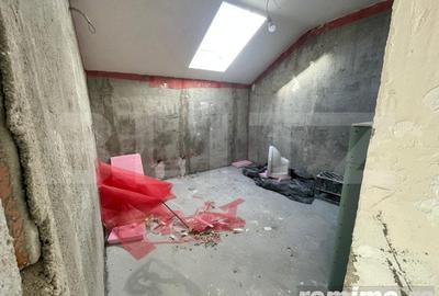 Casă cu 4 camere cu Teren 490 Mp în Central - 3