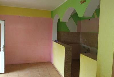 Casă cu 4 camere în Horia - 8