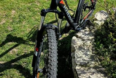 Teren de 7000 mp, în Tuzla