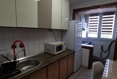 Apartament cu 3 camere semidecomandat, mobilat în Giurgiului - 9