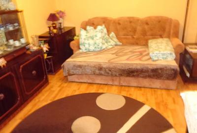 Apartament cu 2 camere decomandat în Piața Centrală