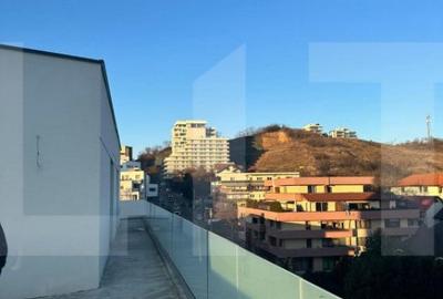 Apartament cu 3 camere semidecomandat în Grigorescu