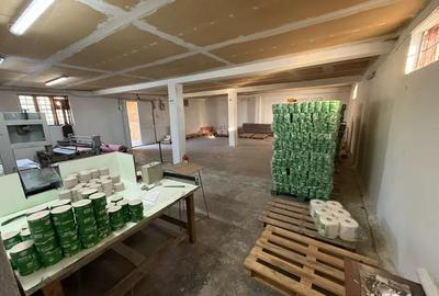 Spatiu comercial productie depozitare la 20 min de pitesti in poiana lacului - 2