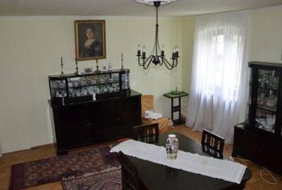 ARMENEASCA - UNIVERSITATE  - 6 camere stradal, locatie deosebita - 9