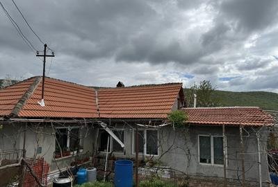 Vand casa in orasul Babadag, zona linistita! - 1