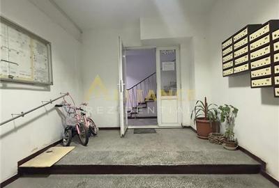 Garsonieră decomandată, mobilată în Berceni