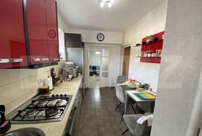 Casa de vanzare, mobilata si utilata, 4 camere, Zona Central - 15