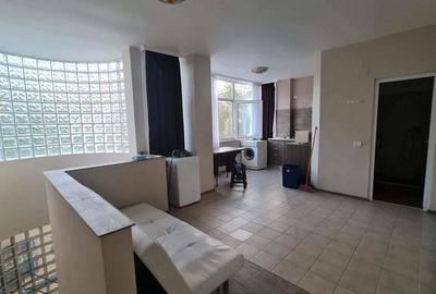 Spatii Comerciale trafic intens Teatrul de vara Neptun - 3