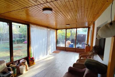 Casă cu 7 camere cu Teren 1000 Mp în Central - 2