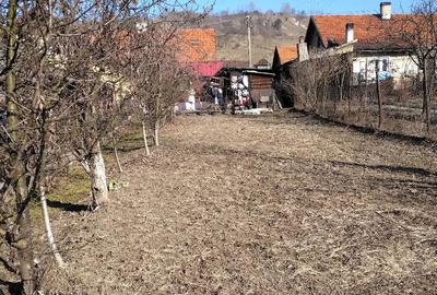 Casă cu Teren 400 Mp în Cimpa - 2