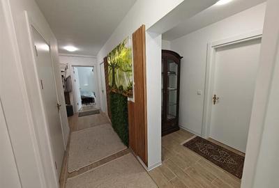 Apartament cu 3 camere decomandat, mobilat în Răcădău - 23