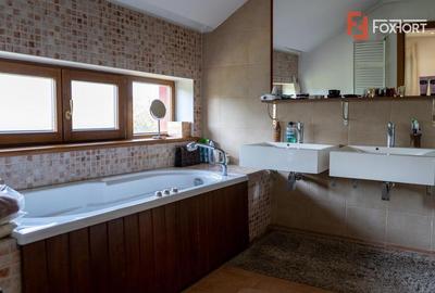 Casa individuala cu Garaj 360mp Utili, Zona Crisan - ID V4097 - 13