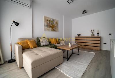 Garsoniera /Mobilata si utilata /Metrou Berceni - 2