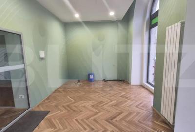 Spațiu comercial, de 284 mp, în Ultracentral - 6