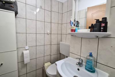 Apartament cu 3 camere semidecomandat în Tomis Nord - 14