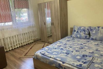 Apartament cu 2 camere decomandat în Vale - 3