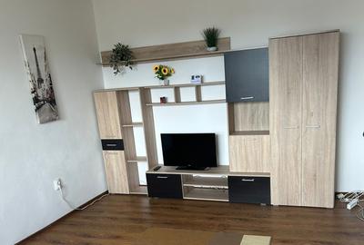 Apartament cu 2 camere decomandat, mobilat în Tudor Vladimirescu