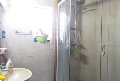 Casă individuală cu 4 camere cu Canalizare în Între Lacuri - 5